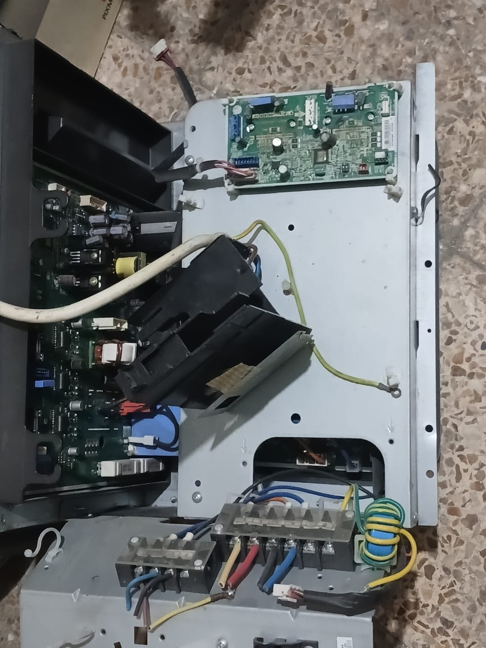 برد ۵۰هزار اینورتر ال جی سه فار